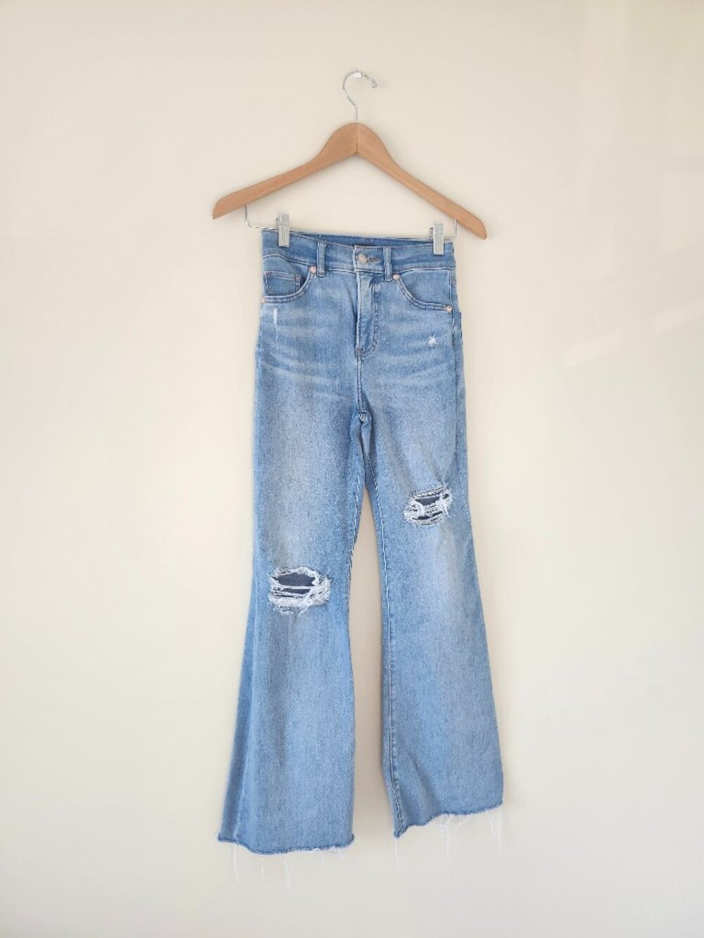 Women's Express Flare High Rise Jean / Size: 00S